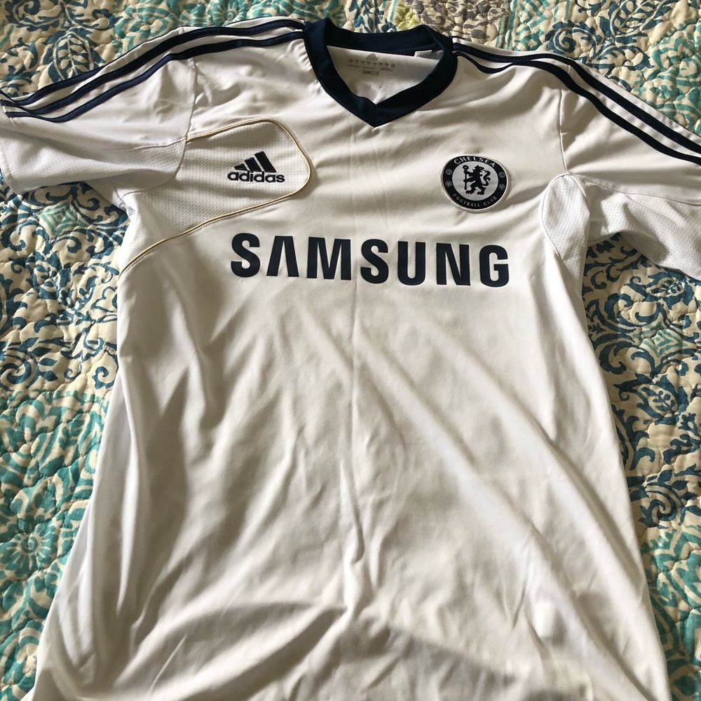 Chelsea. Adidas training shirts.